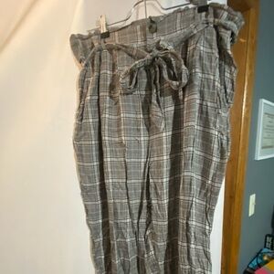 American Eagle Plaid Stripe Tie Pants with Pockets